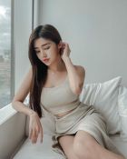 Mia is one of the best escort girls Singapore has in store